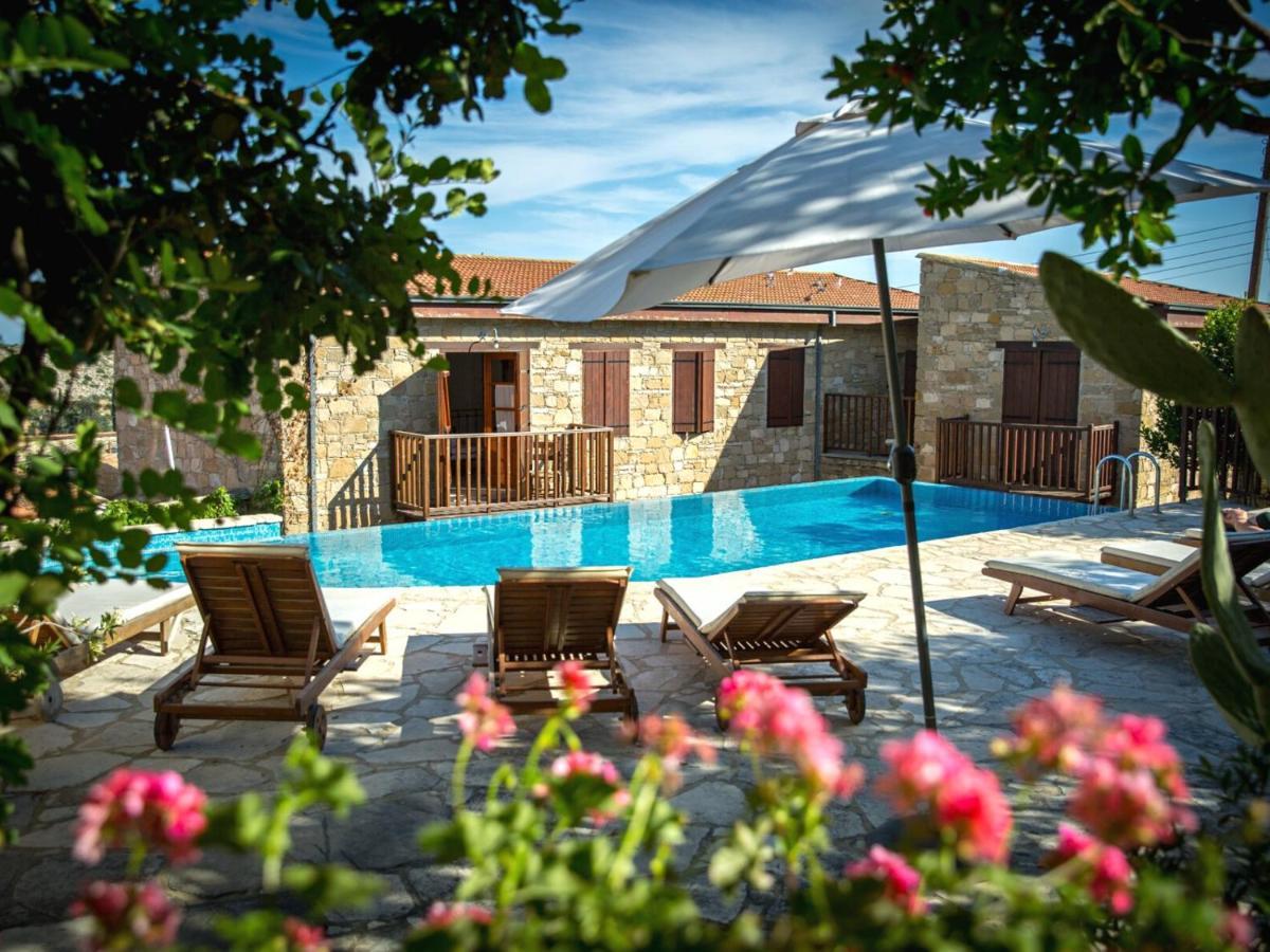 Eveleos Country House Tochni Bagian luar foto