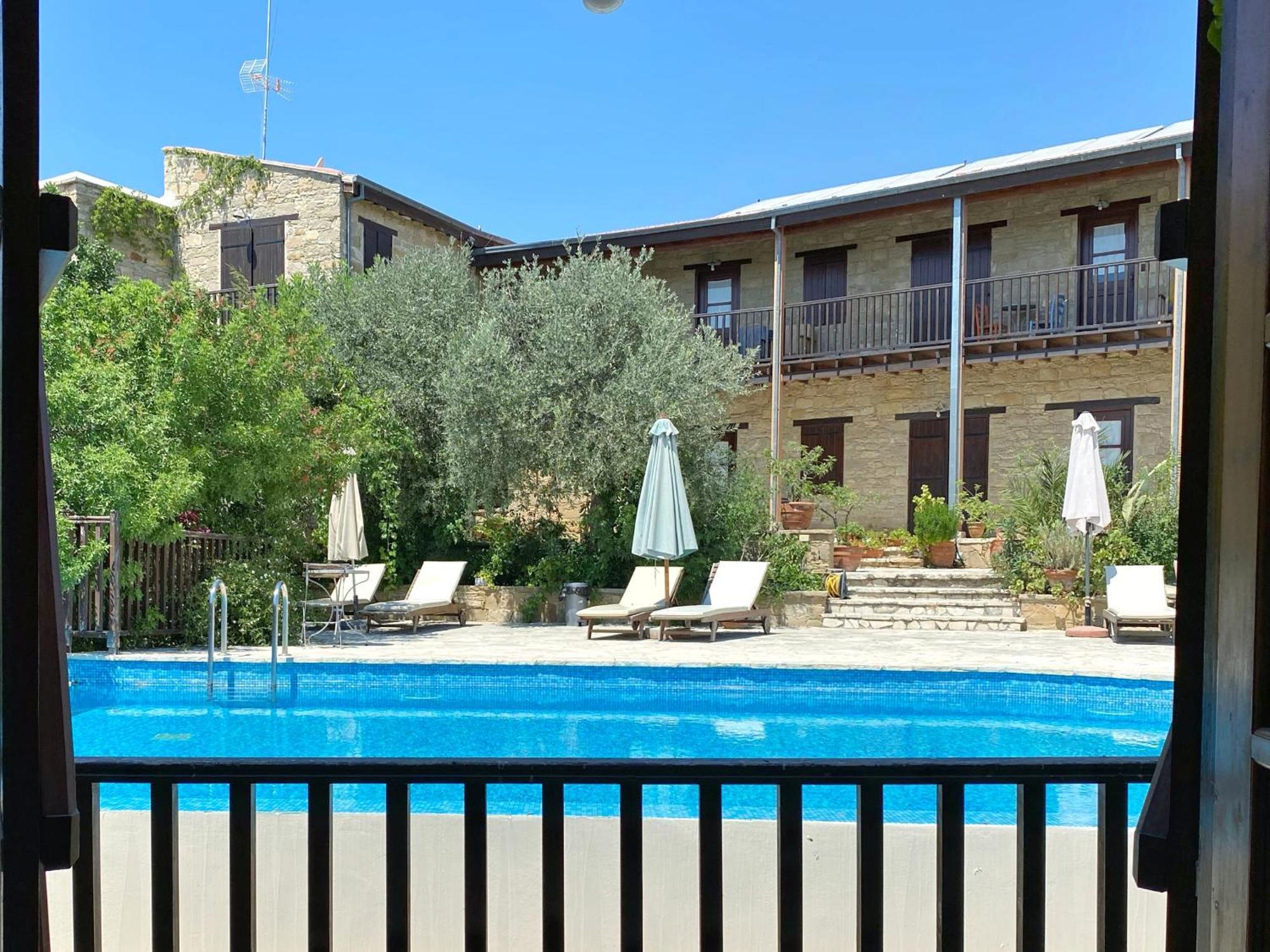 Eveleos Country House Tochni Bagian luar foto